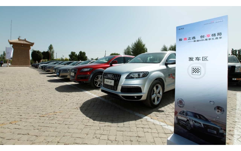 各類活動(dòng)用烤漆/乳膠漆異形指引/路引/指示牌